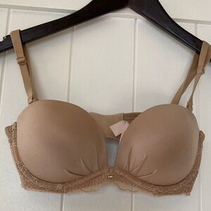 Victoria's Secret Beige Lace Bra